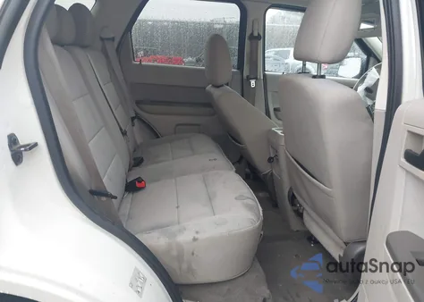 2011 Ford Escape Xlt из США, поврежденный, VIN 1FMCU0D71BKA13836